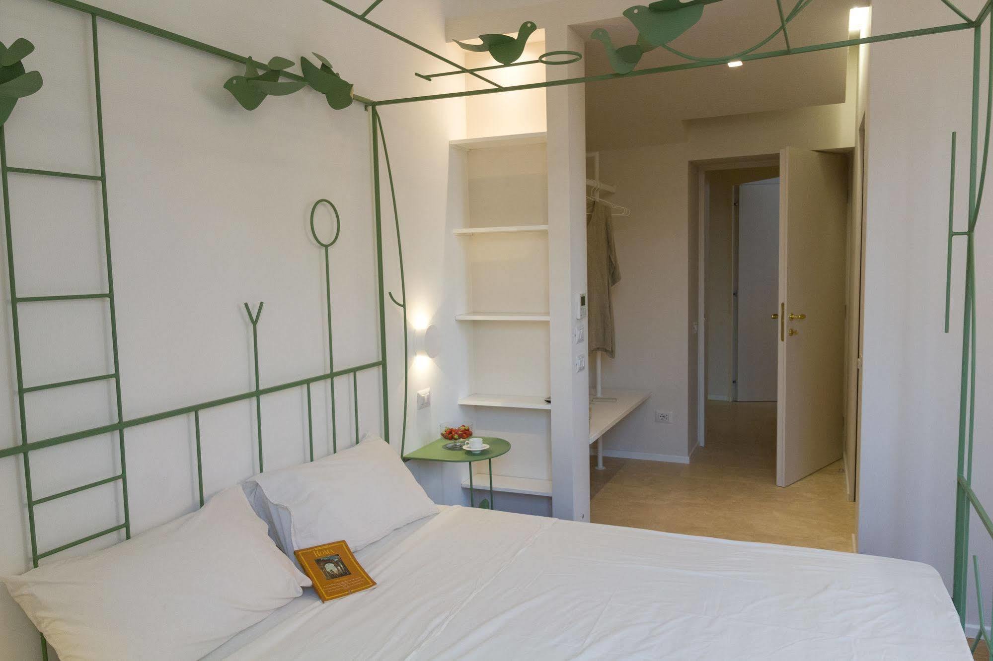 La Casa Di Iulia Panzió Róma Kültér fotó
